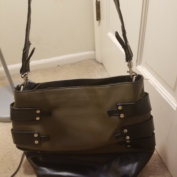 Bag - Picture 1 of 3
